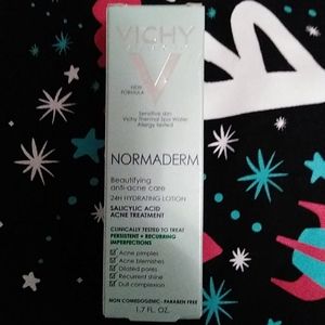 Vichy Normaderm Salicylic Acne Treatment